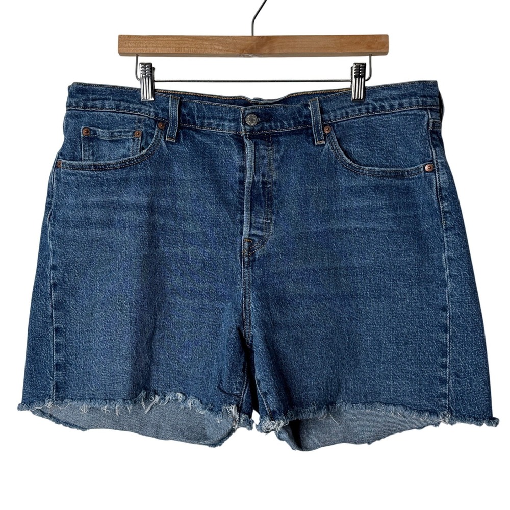 Levis 501 Original Jean Shorts Womens Size 16W Blue Raw Hem Denim Button Fly‎